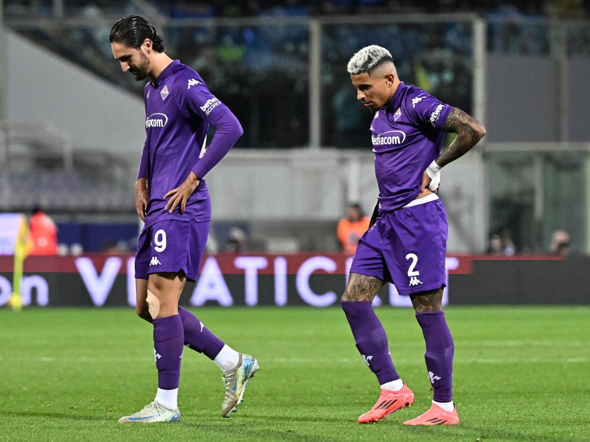 Lágrimas, tristeza y mucha agonía: las fuertes imágenes del trágico momento cuando Bove se desmayó en el Fiorentina-Inter