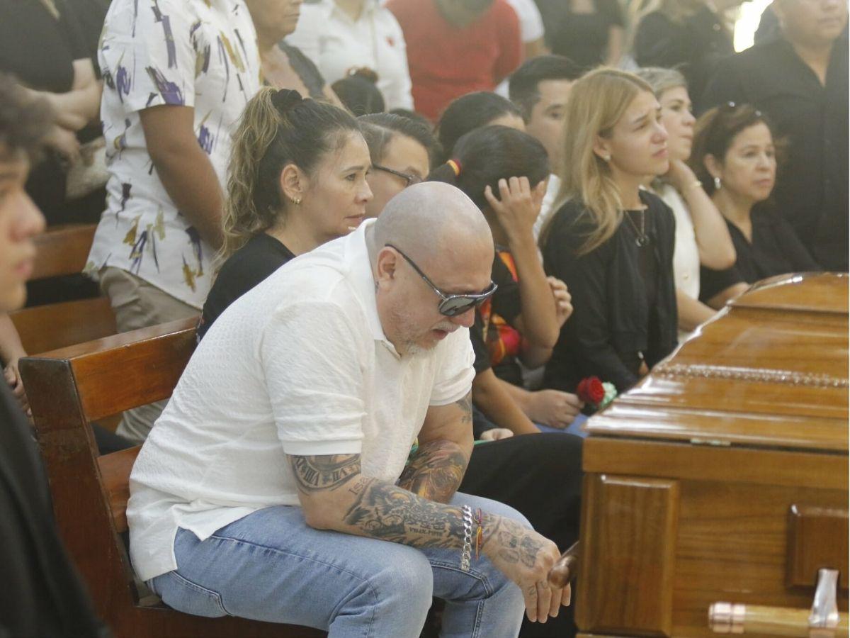 ¡Llanto, dolor y lágrimas! Así fue la triste misa de cuerpo presente de Orinson Amaya, presidente del Marathón