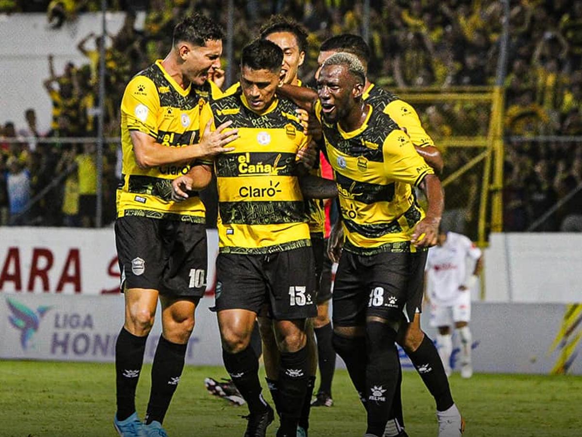 Comienza la desbandada de jugadores en el Real España: Suman las bajas en la máquina para el 2025