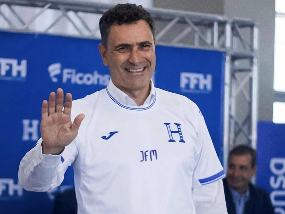El español Francisco Molina es presentado como técnico de Honduras: No he venido aquí a tratar de convencer a nadie