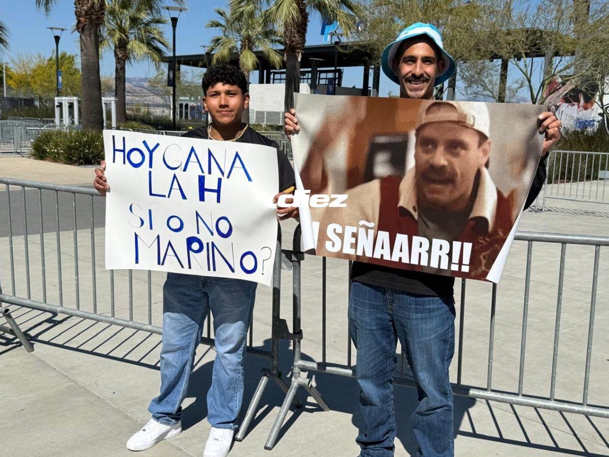 Carrazo con la bandera de Honduras, la loca pancarta, el gringo-catracho, Real España presente y la fiesta en California