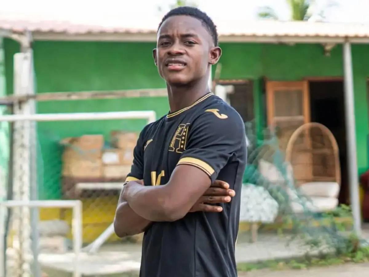 Keyrol Figueroa se une: así sería la temible artillería de Honduras con José Molina