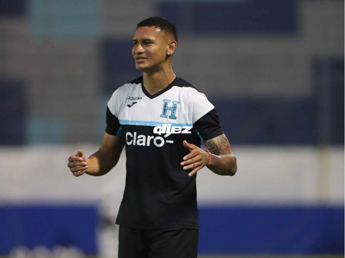 Con los alemanes presentes, los invitados y el fotón que se tomó Honduras: así fue el último entreno de La H en el Morazán