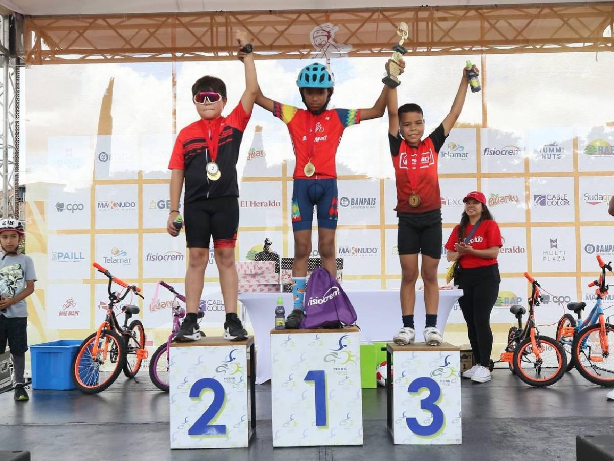 Exitosa décima Vuelta Ciclística Infantil de EL HERALDO consagró a sus campeones