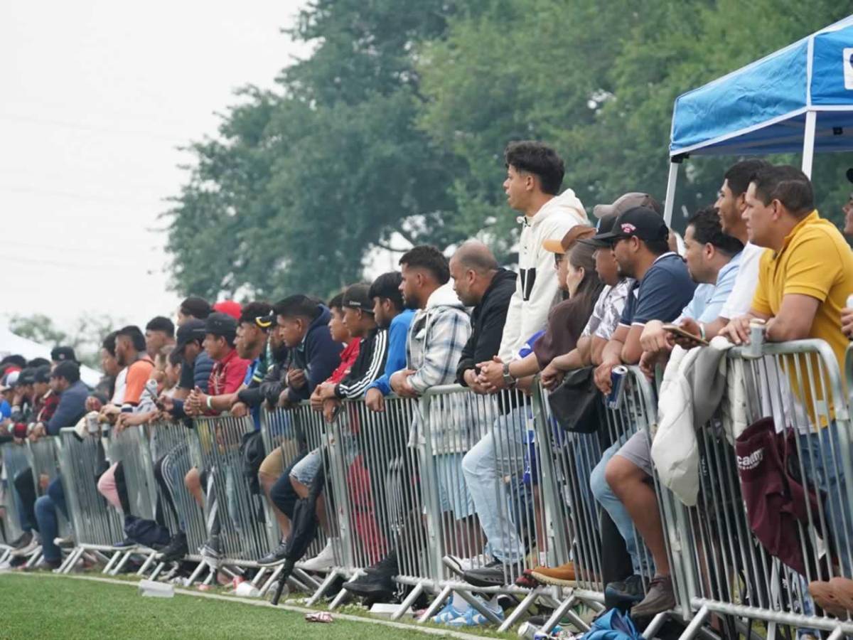 Milagro Flores roba suspiros en Estados Unidos: la presentadora y los exjugadores que asistieron a la New Orleans Cup