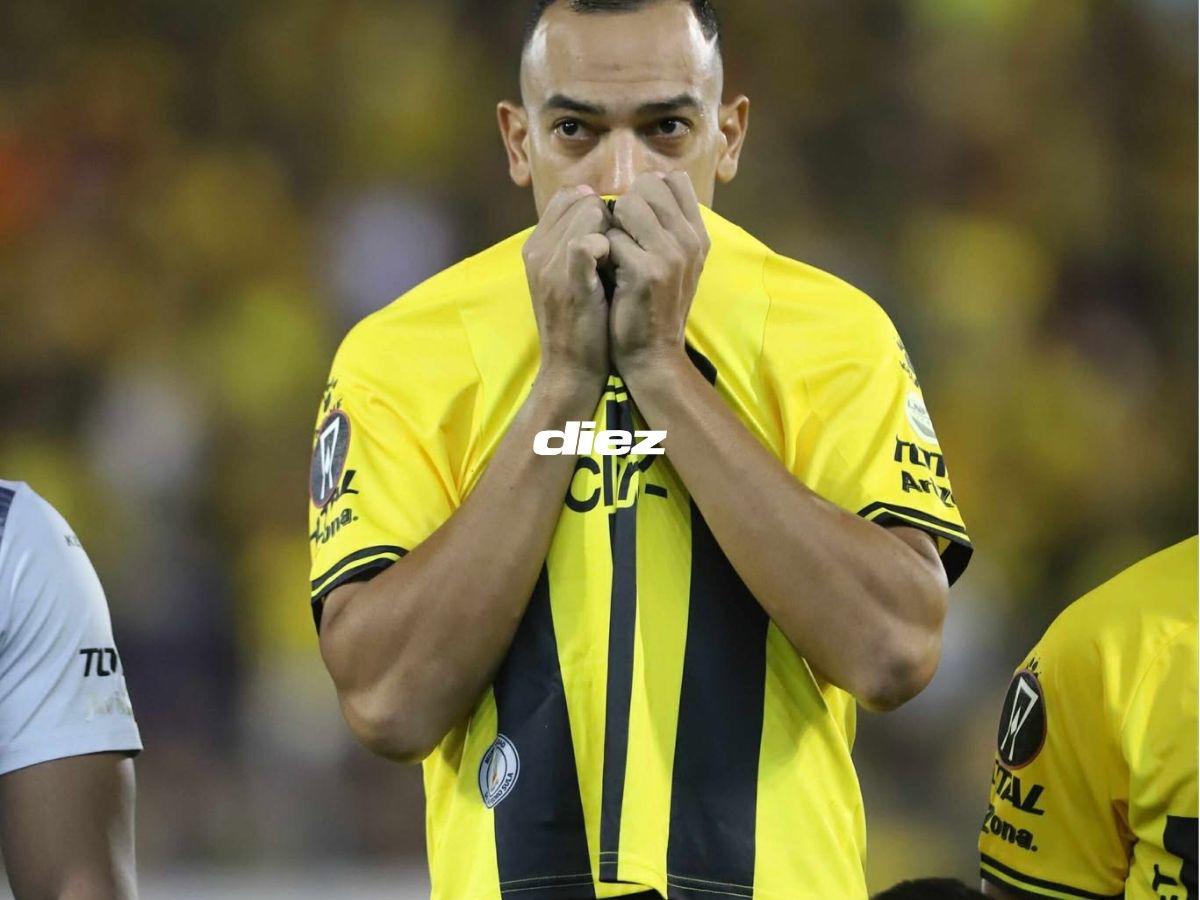 Amargura en Real España, el impresionante tifo, curioso beso que nadie vio y la locura de los hinchas del Xelajú