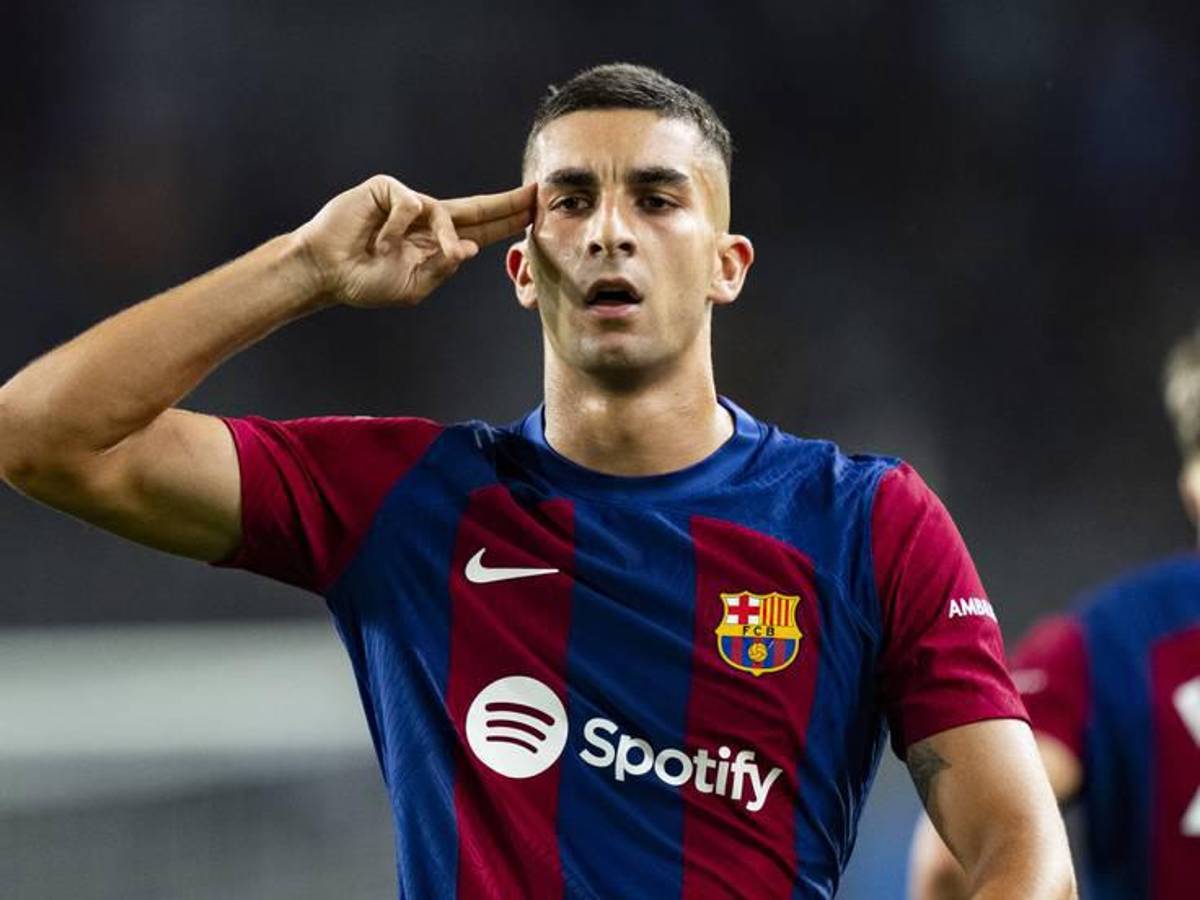 Xavi se va del Barcelona: los 18 fichajes que hizo como técnico del Barcelona y se gastó 300 millones