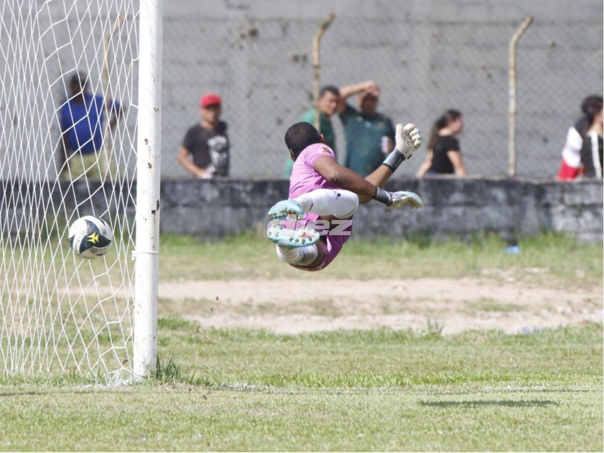¿Quién es la bella fotógrafa? Amargura del Independiente, llenazo en Siguatepeque, las 'creídas' y fiesta en el Choloma