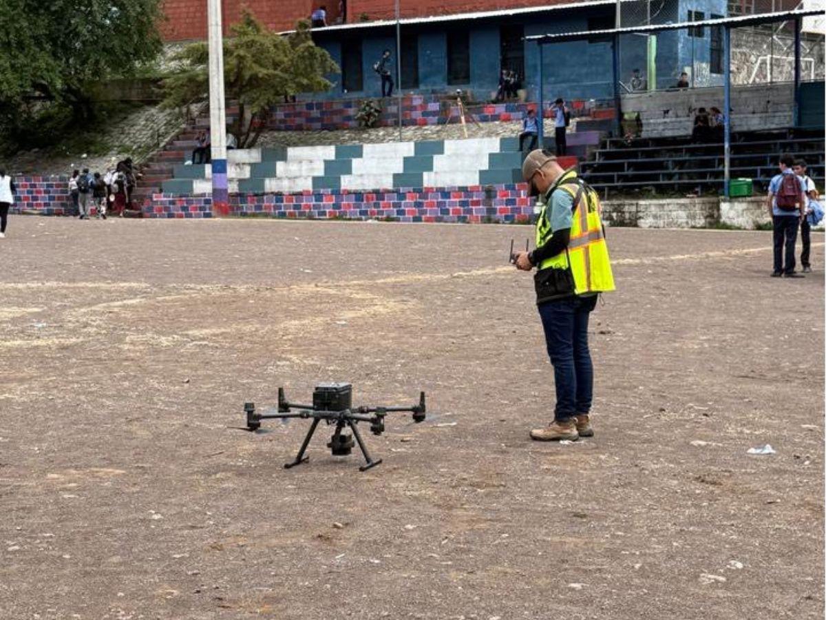 Condepor anuncia construcción de dos modernas canchas en colonias populares de Tegucigalpa