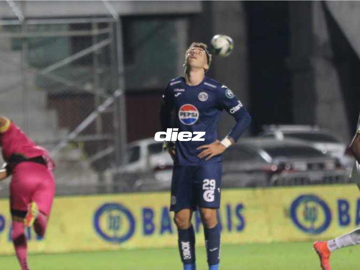 No se vio en TV: Chica viral es captada, bellezas cautivaron en el Motagua-Génesis y el espía en el Nacional