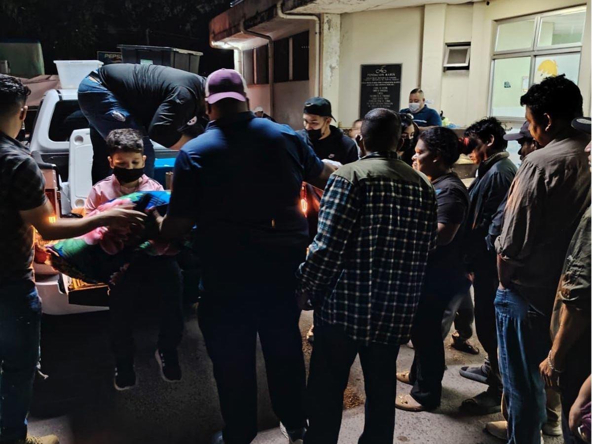 ¡Qué grande! Kevin López reaparece tras salir de Olimpia con un conmovedor gesto en el Hospital Escuela