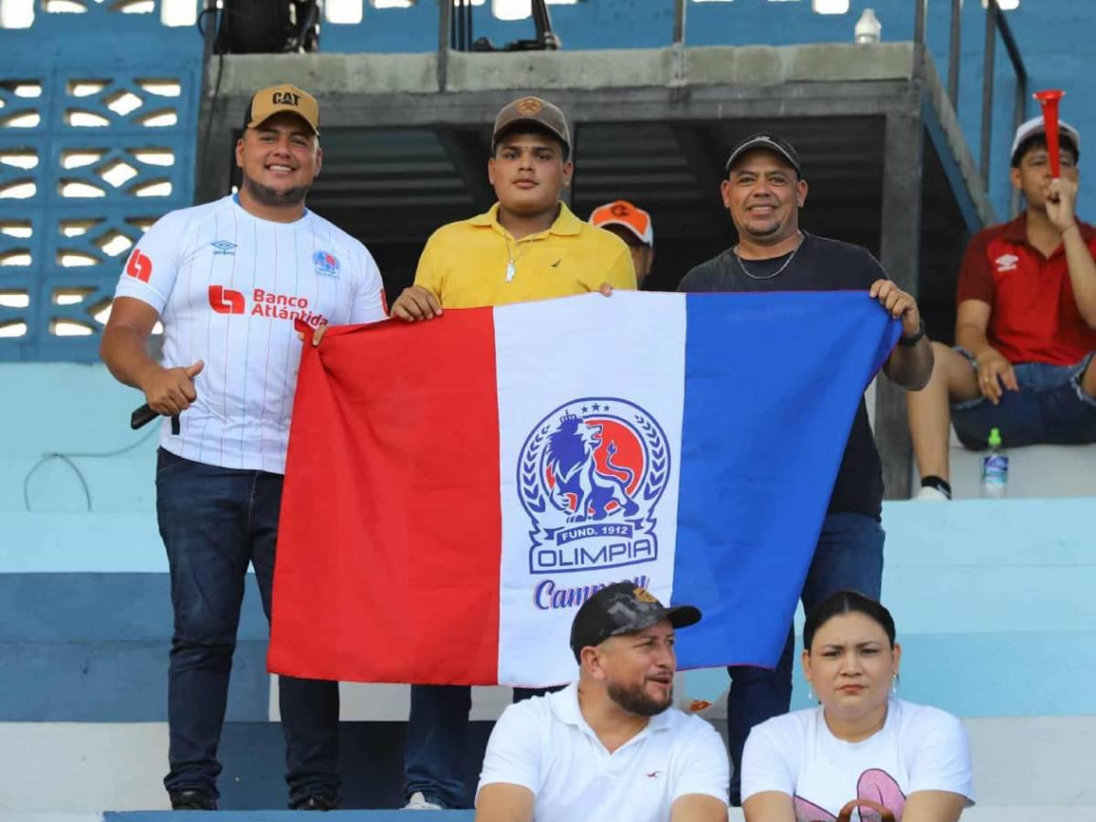 La épica remontada de Olimpia ante Victoria, Jhon Jairo no podía creerlo y las hermosas chicas en el Municipal Ceibeño