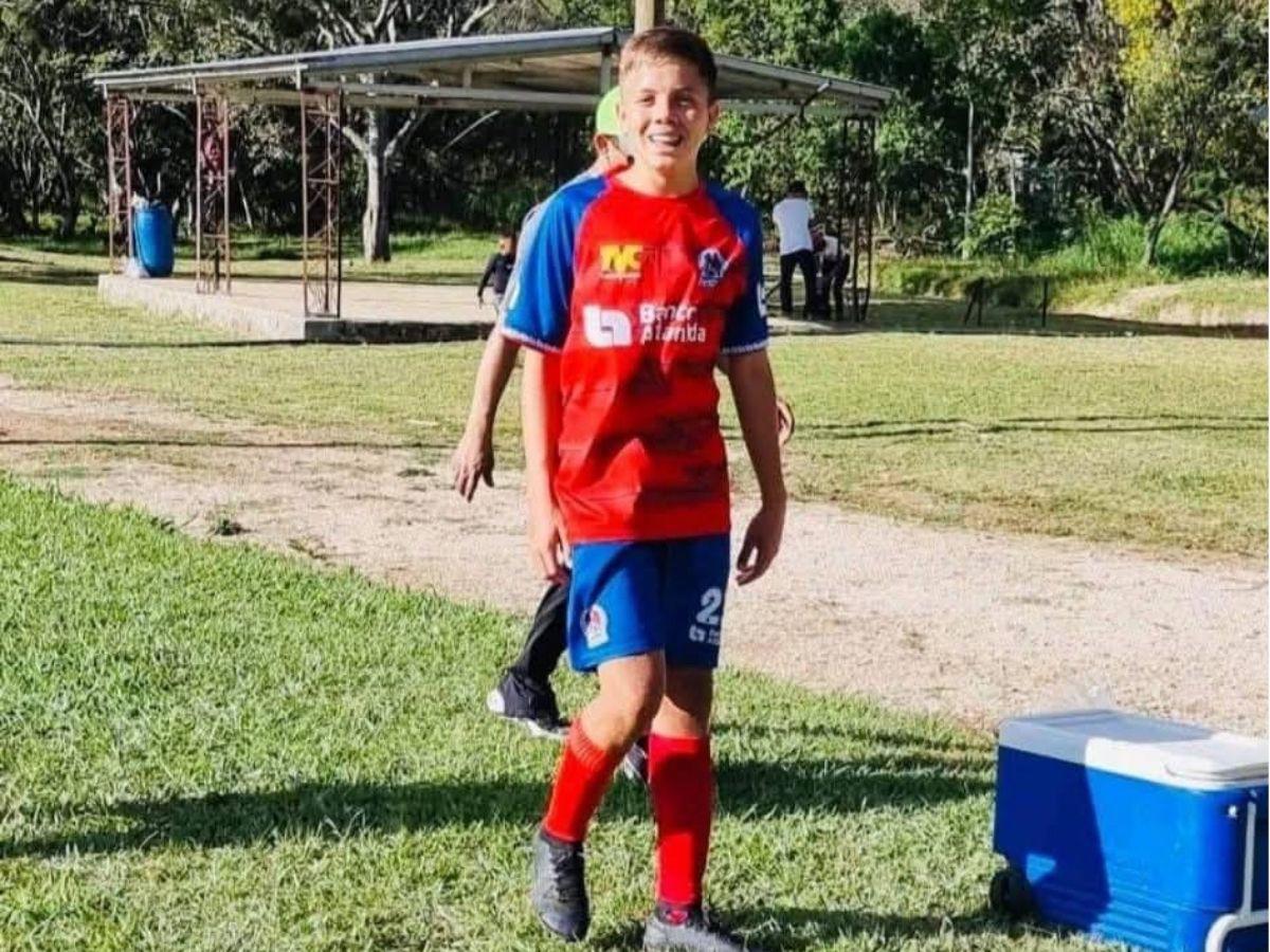 ¡Quedó campeón en Europa! Anthony “El Chele” Ortiz, la nueva promesa de la cantera que ya debutó con el Olimpia