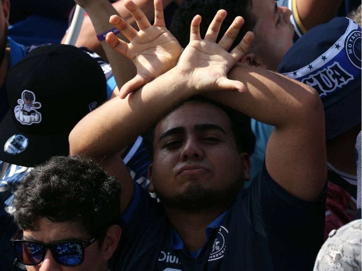 Infierno azul en el Nacional, famosos captados y la fiesta del Motagua en la final