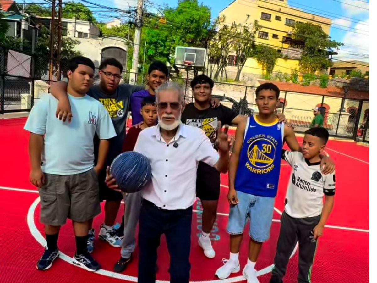 El Loco de la Selva 'traiciona' a la Selección de tiktokers y así reacciona Supremo: el DT que lo sustituirá en el banquillo