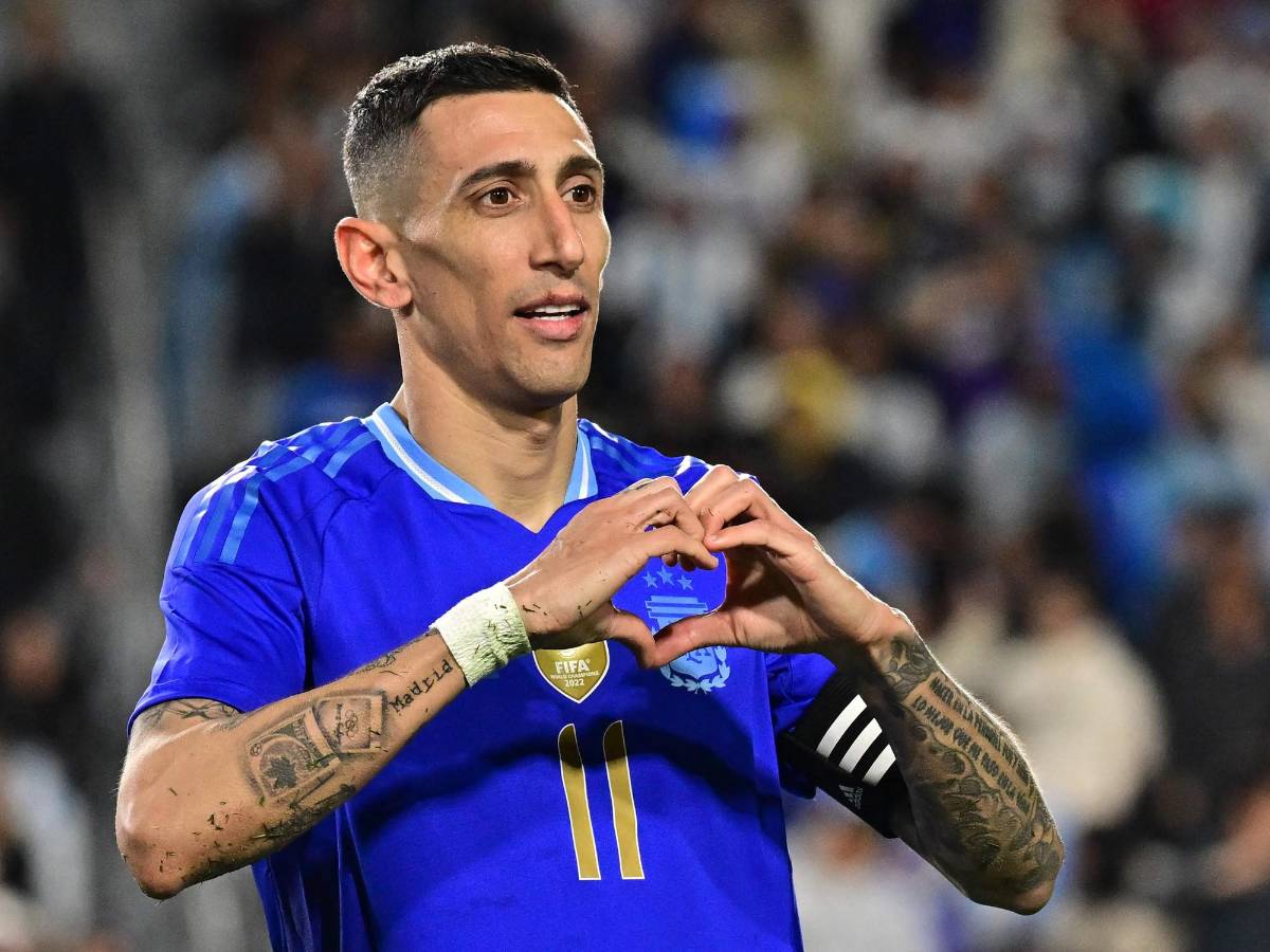 Messi se escapa en la tabla de futbolistas con más títulos oficiales: ¿Cristiano Ronaldo en qué lugar está?