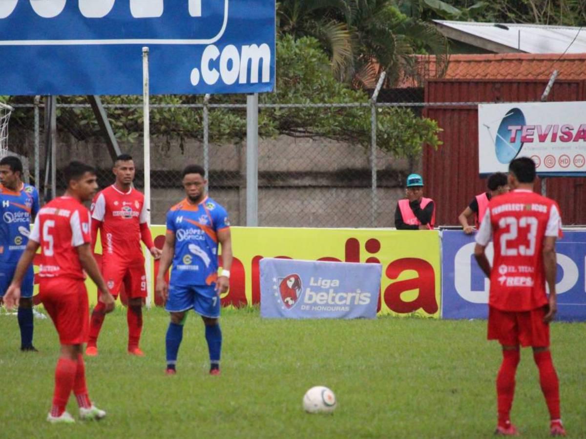 ¡Faltó el gol en Tocoa! Lobos UPNFM sacó el empate y Real Sociedad falló en su patio