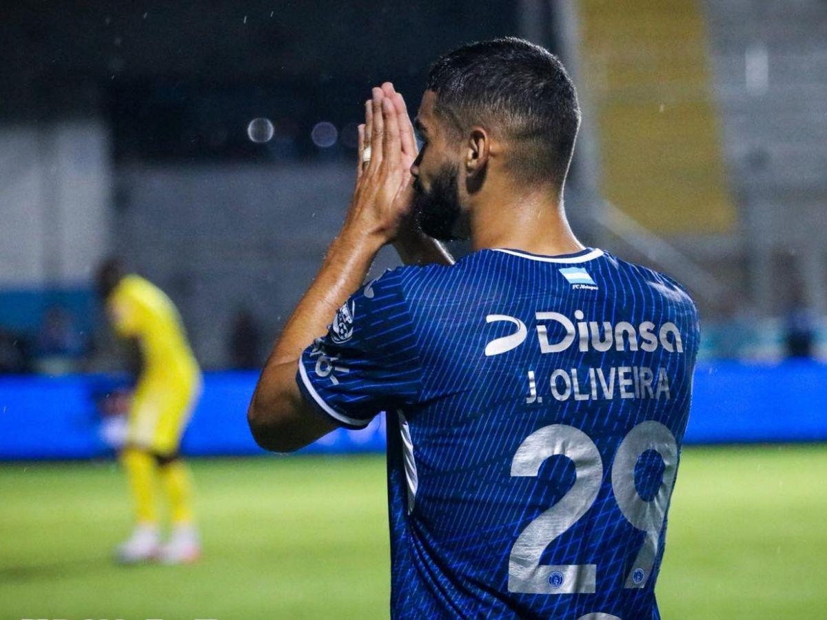 Un grande en alerta roja: El modesto equipo que lidera la tabla de minutos Sub-20 en el Apertura 2025 de Liga Nacional