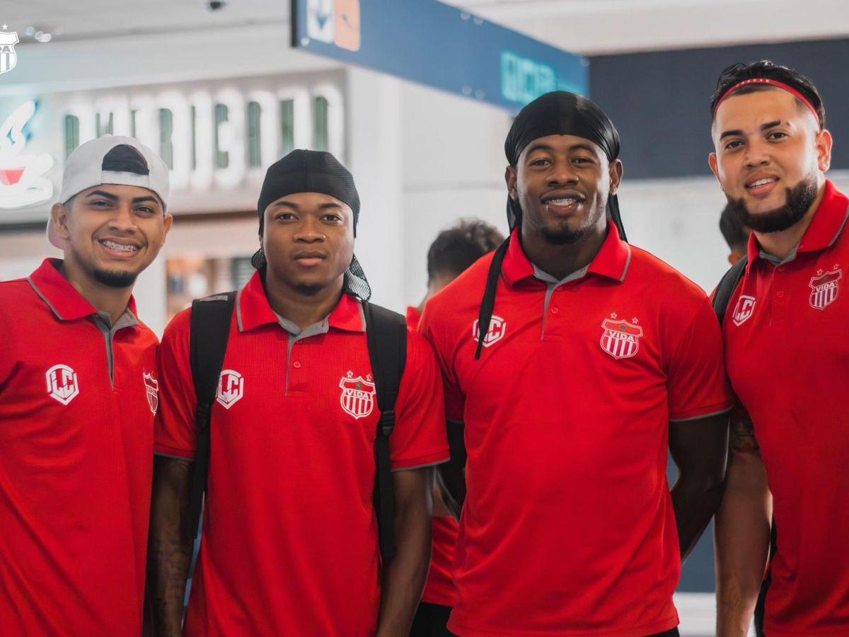 Vida causó furor: así fue la aventura cocotera que viajó en avión con el objetivo de salvarse del descenso ante Lobos UPNFM