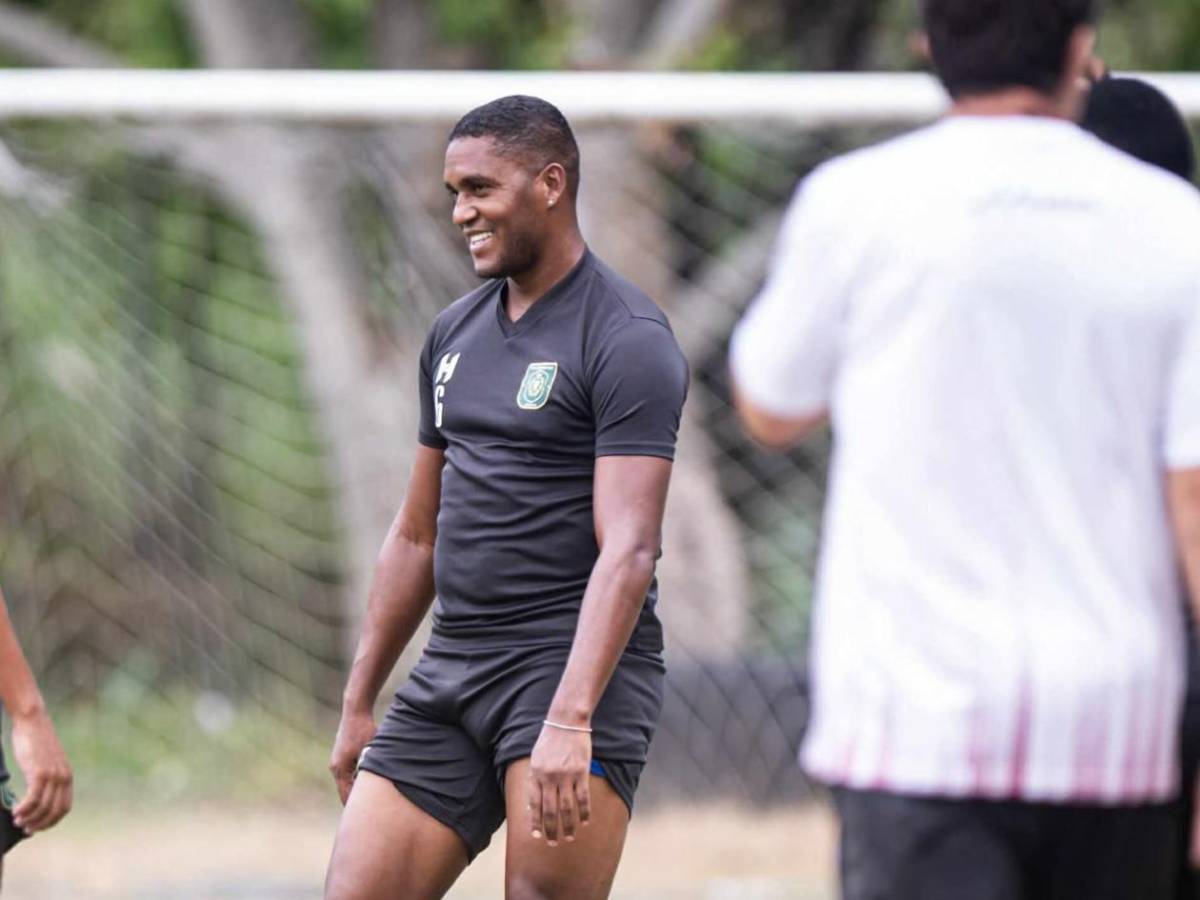 Fichajes: Dos bajas en Olimpia, Policía Nacional firma tres de un golpe, Platense se refuerza y ¡Beckeles tiene nuevo equipo!