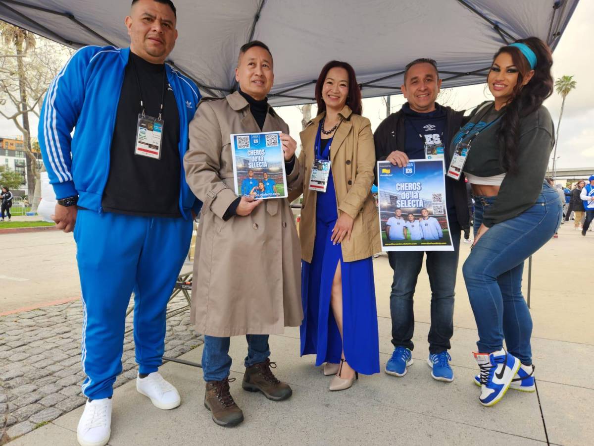 Ambientazo en el BMO Stadium: color catracho, clima frío en Los Ángeles y el uniforme que usó Honduras ante El Salvador