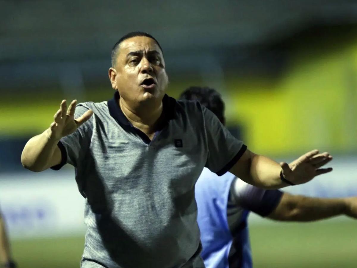 JJ López dirigirá su sexto club en la Liga Nacional de Honduras.