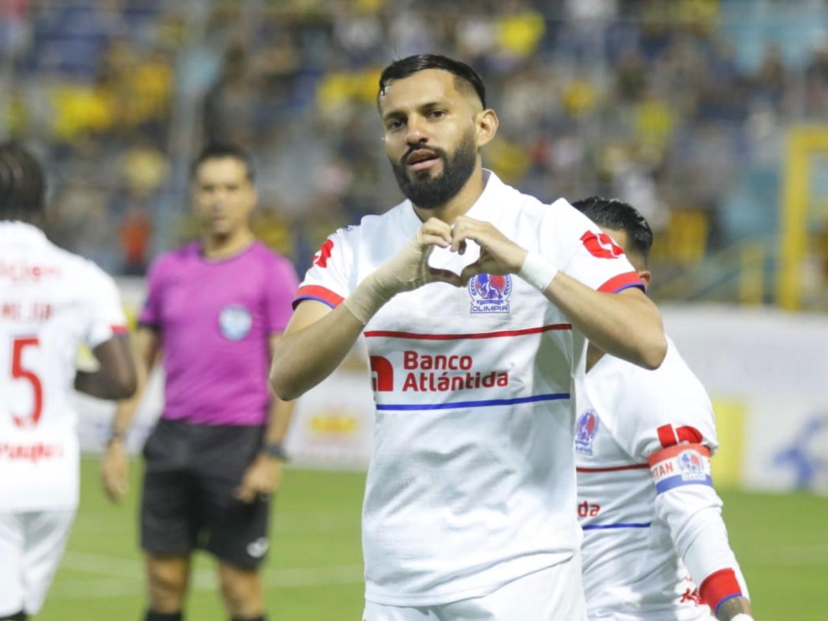 Jorge Álvarez al minuto ya había anotado el primer gol del partido.