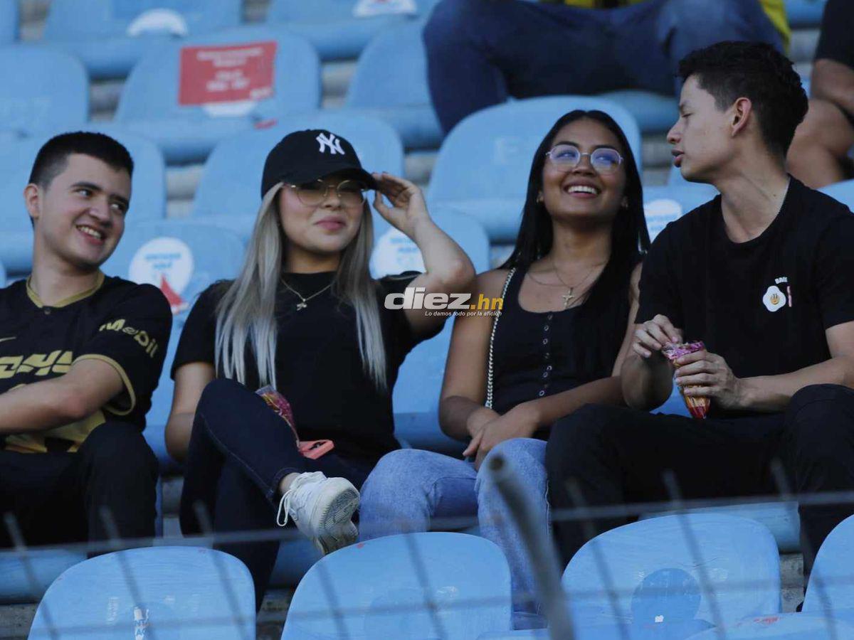 Las amistades se hacen presente en el estadio Mario Cofra Caballero de Sn Pedro Sula. FOTOS: Neptalí Romero | Héctor Edú.