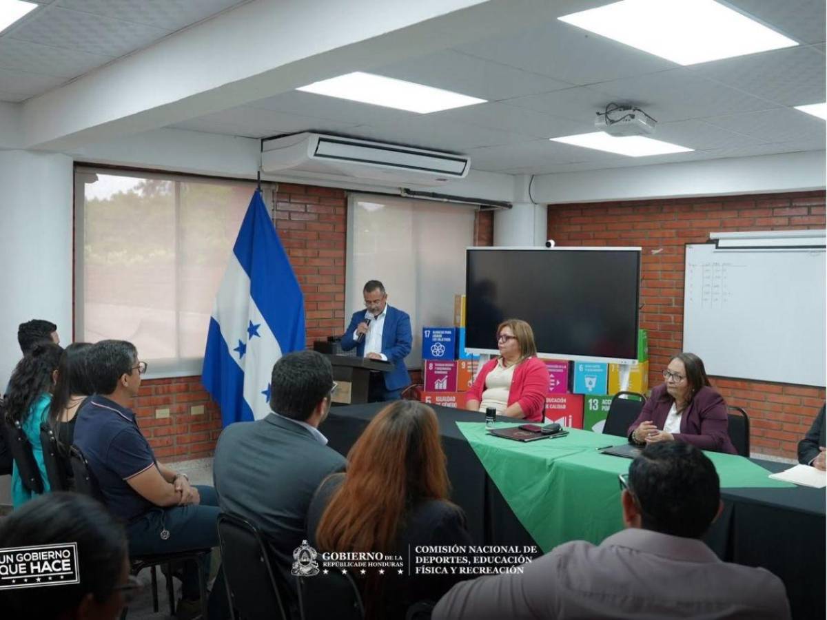 CONDEPOR y la UMH sellan histórico convenio por la juventud y el deporte