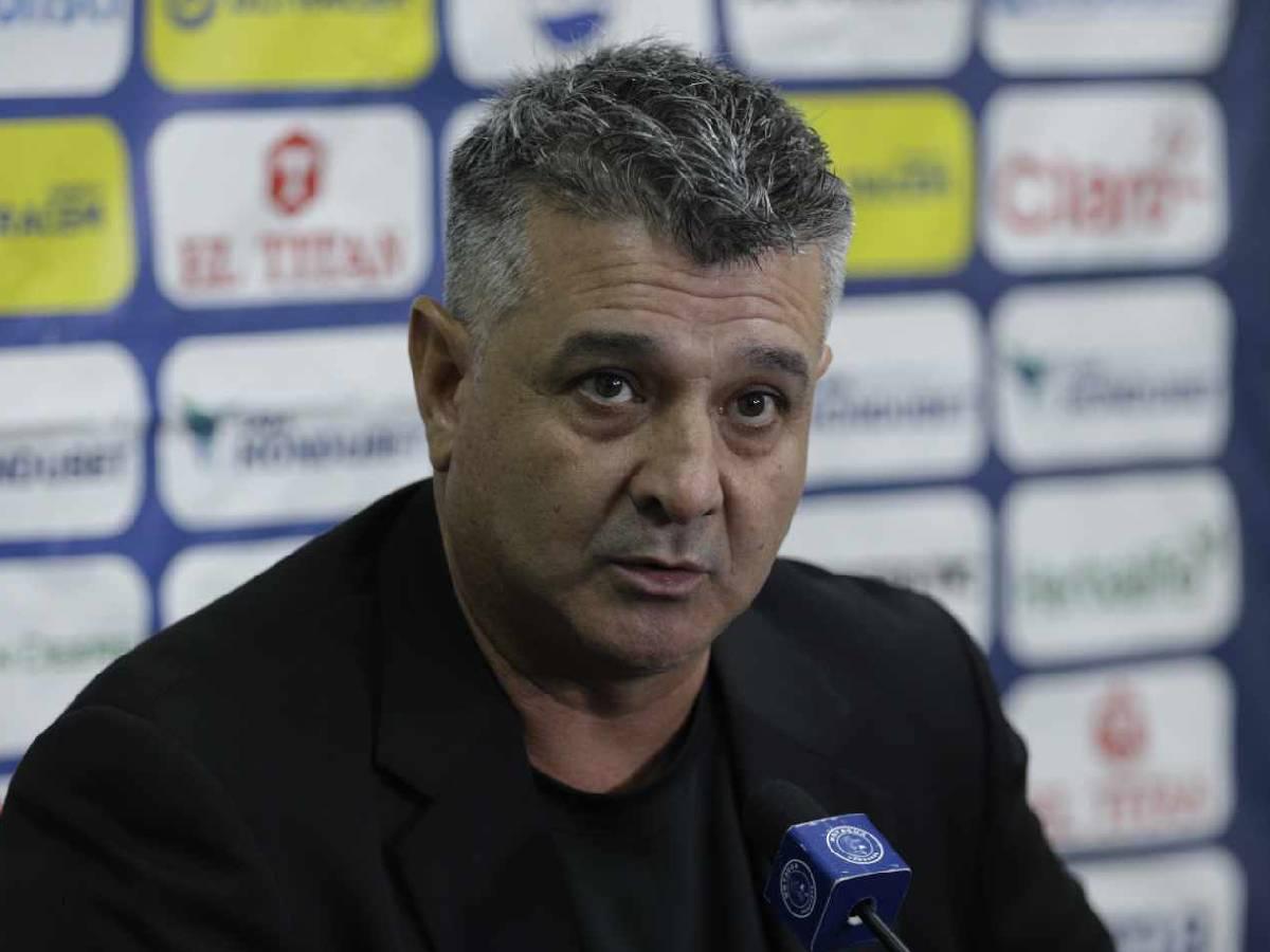 Diego Vázquez dejó dardo a Salomón Názar y palpita una nueva semifinal: “Estamos ilusionados”