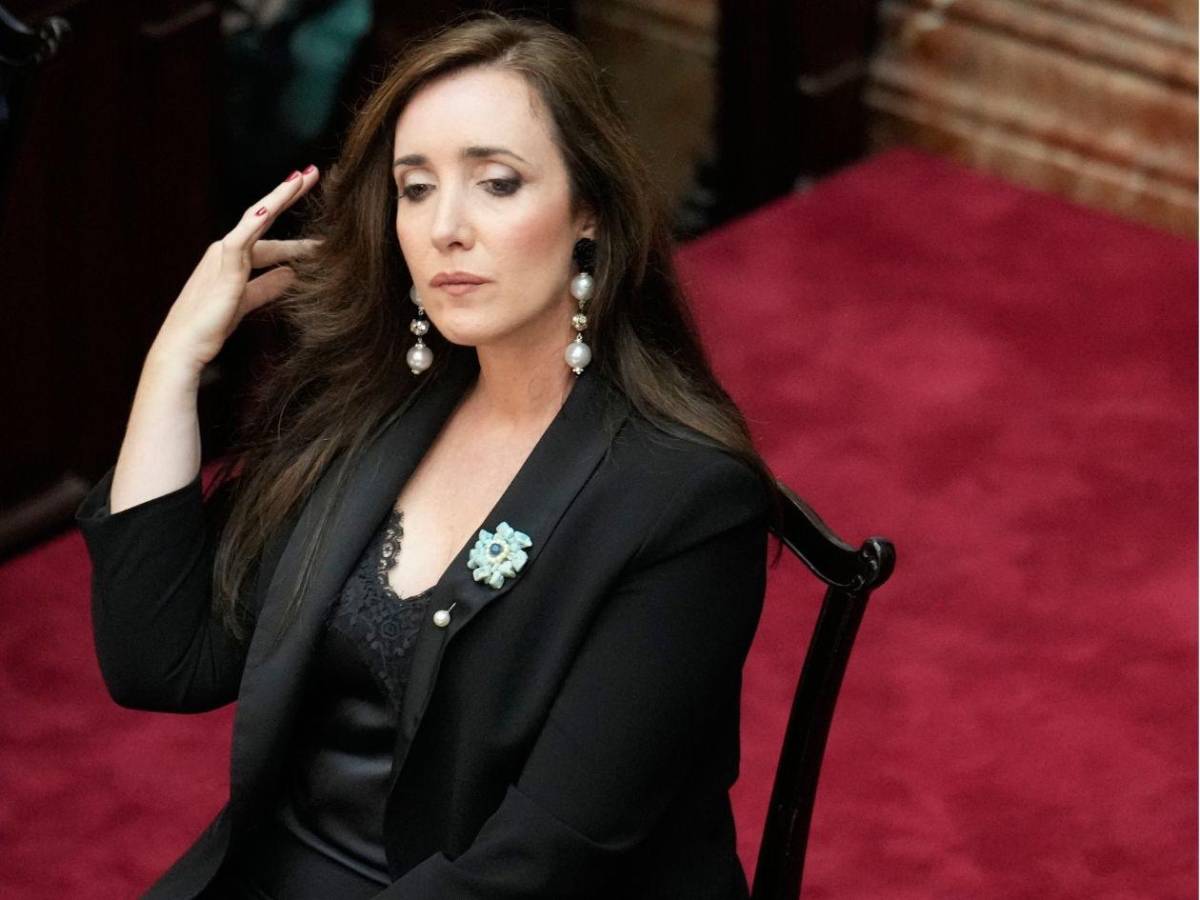 Vicepresidenta de Argentina hace arder a Inglaterra: Jugamos contra usurpadores