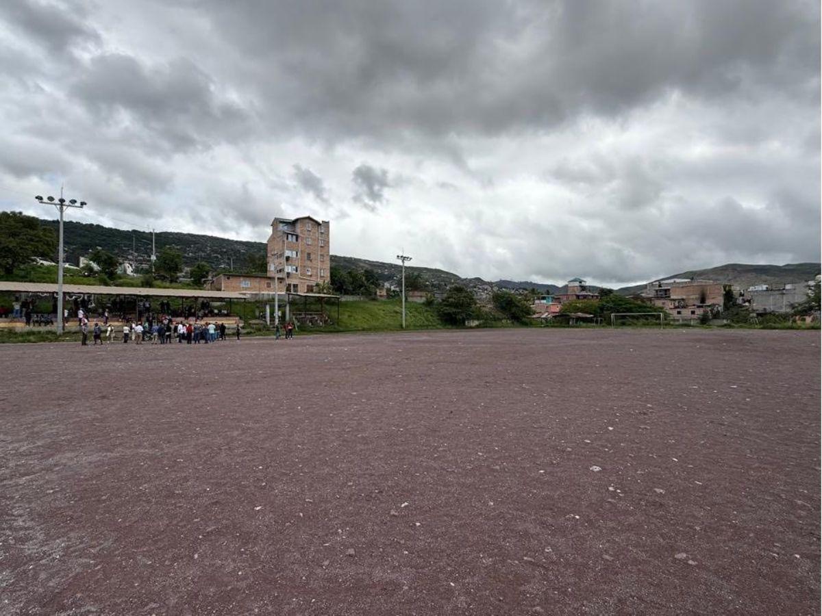 Condepor anuncia construcción de dos modernas canchas en colonias populares de Tegucigalpa