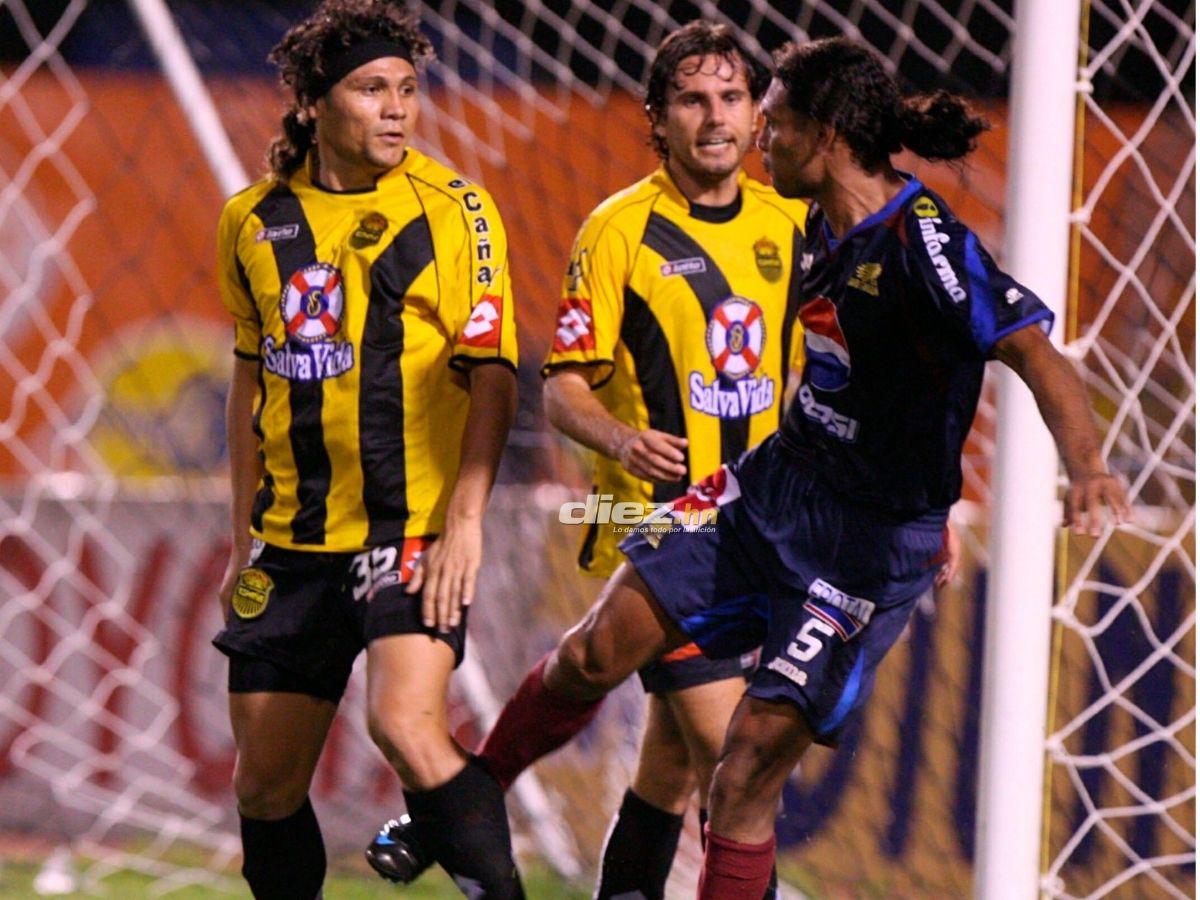 Fotos inéditas de Real España - Motagua: Leyendas que engrandecieron uno de los clásicos más vibrantes de Honduras