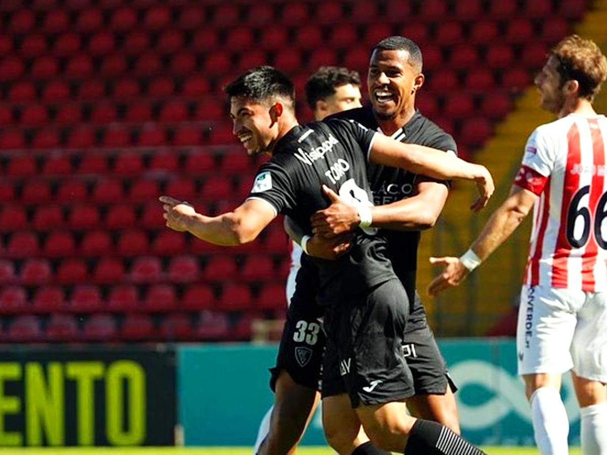 Jonathan Rubio sigue firmando una temporada sólida en Portugal con Académico Viseu: volvió a golear