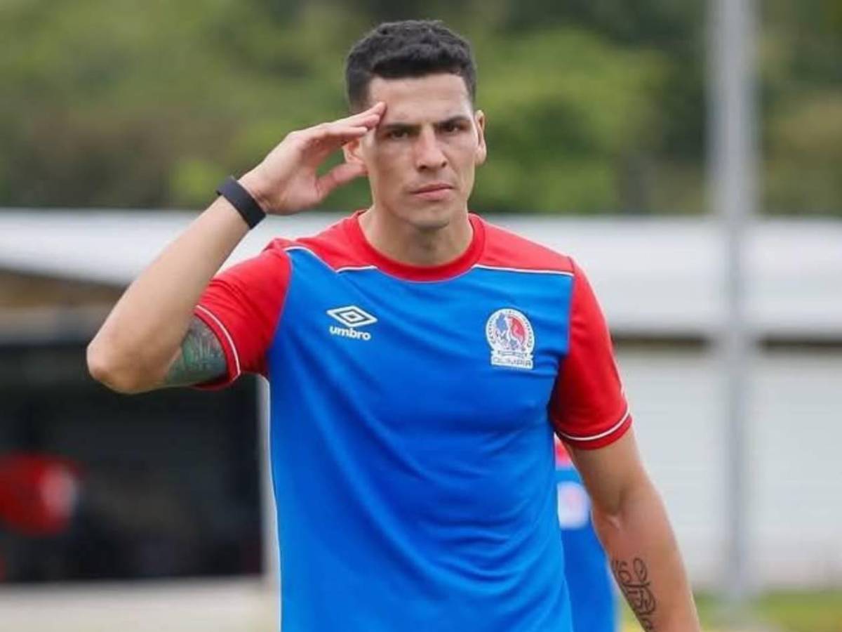 Los futbolistas de Olimpia que se quedan sin contrato y podrían salir: Una leyenda e integrante de los 'cuatro fantásticos'