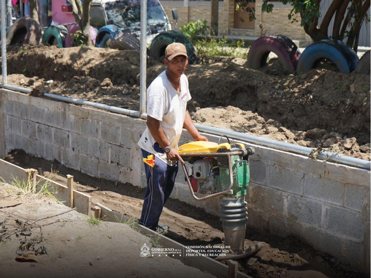 La López Arellano se frota la manos: Condepor revela imágenes de la remodelación de la cancha de fútbol