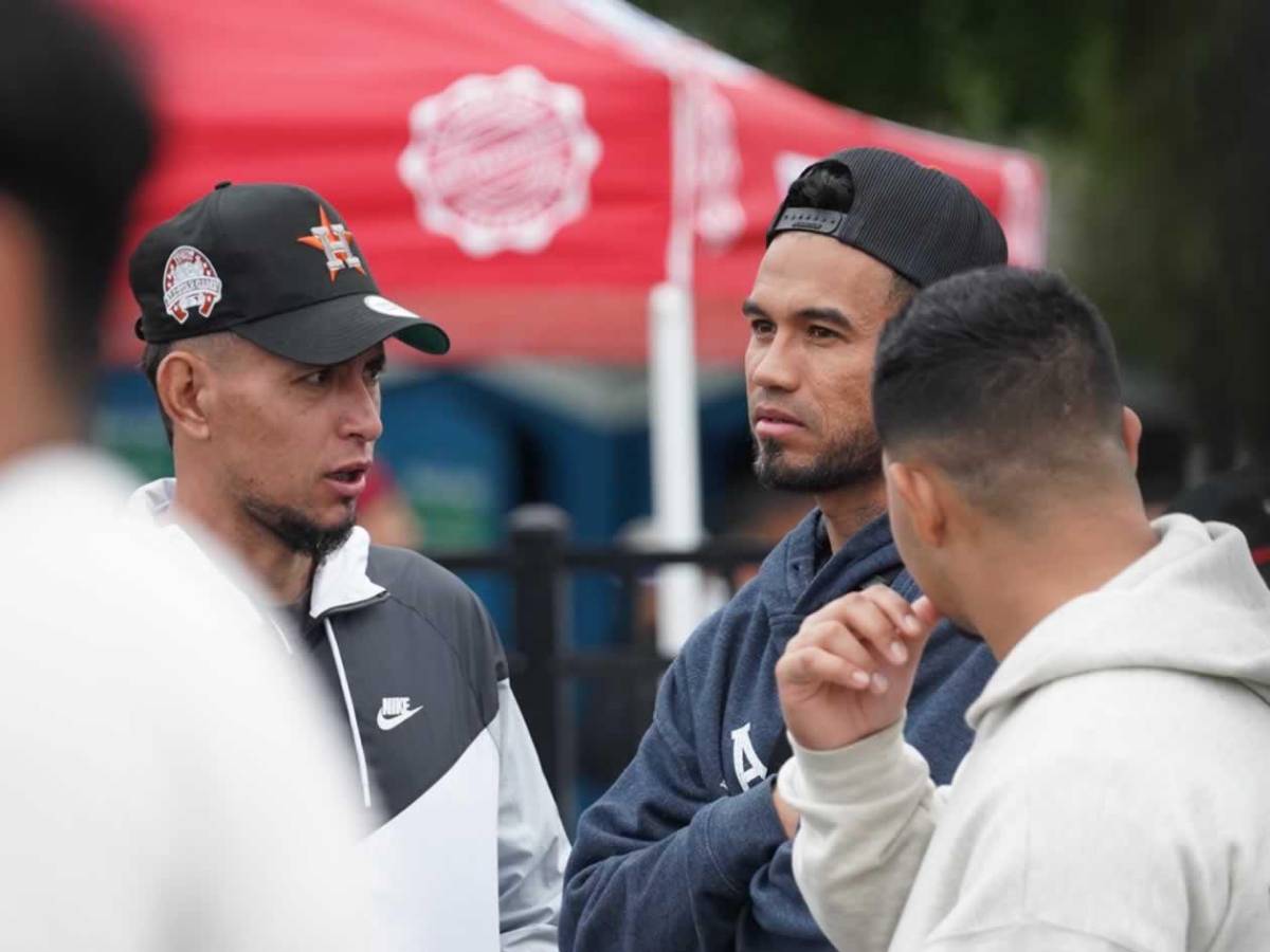 Milagro Flores roba suspiros en Estados Unidos: la presentadora y los exjugadores que asistieron a la New Orleans Cup