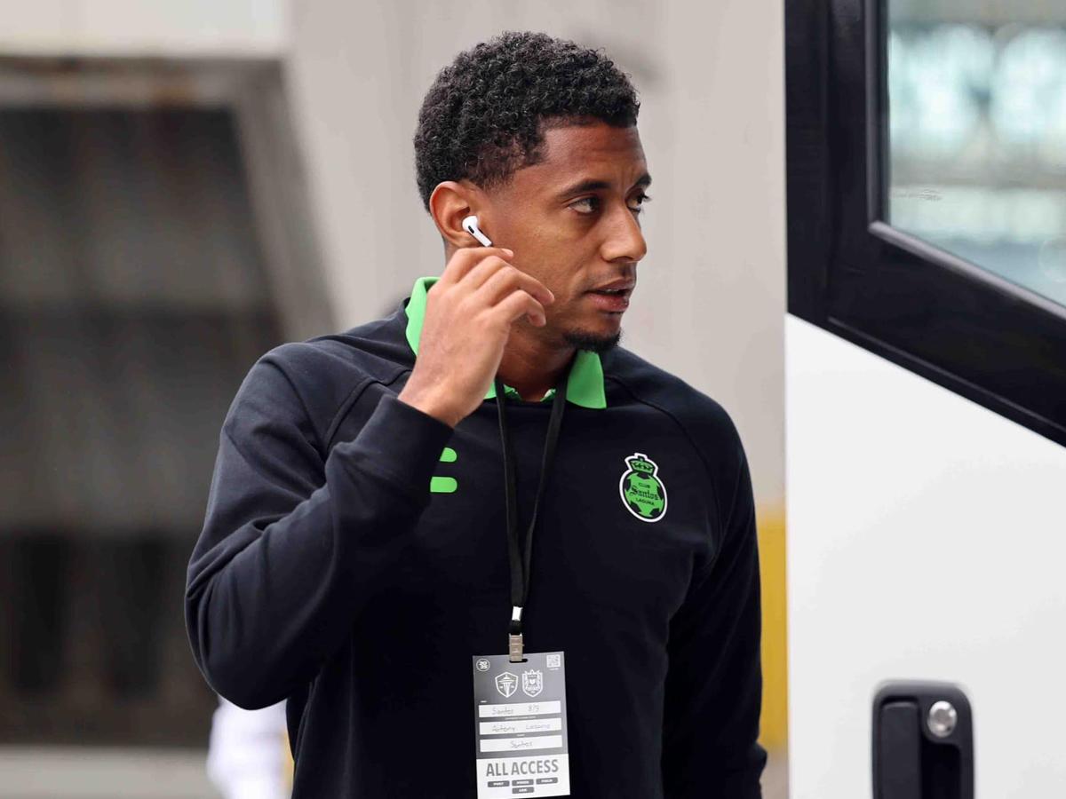 Choco Lozano queda fuera de partido del Santos Laguna en Liga MX: esta es la razón extrafutbolística de su ausencia