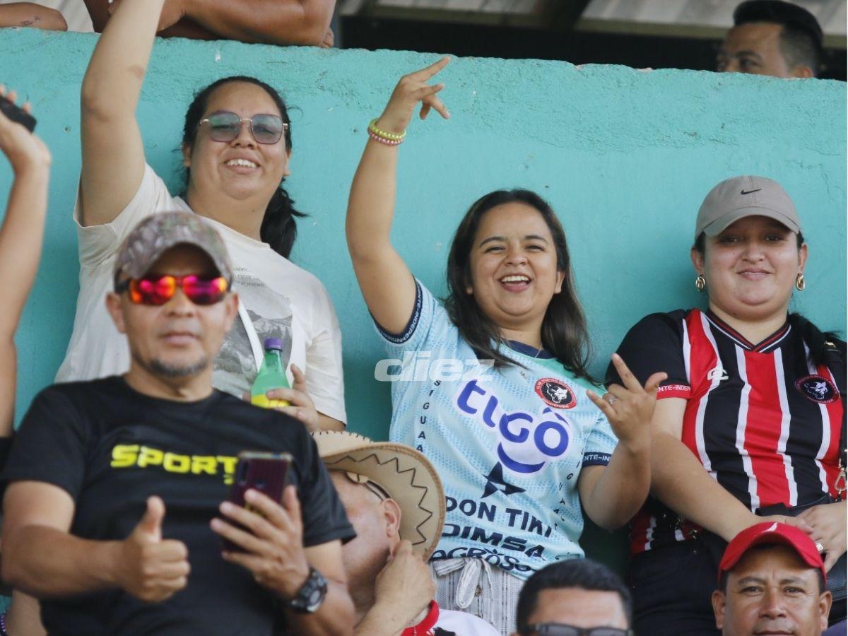 ¿Quién es la bella fotógrafa? Amargura del Independiente, llenazo en Siguatepeque, las 'creídas' y fiesta en el Choloma