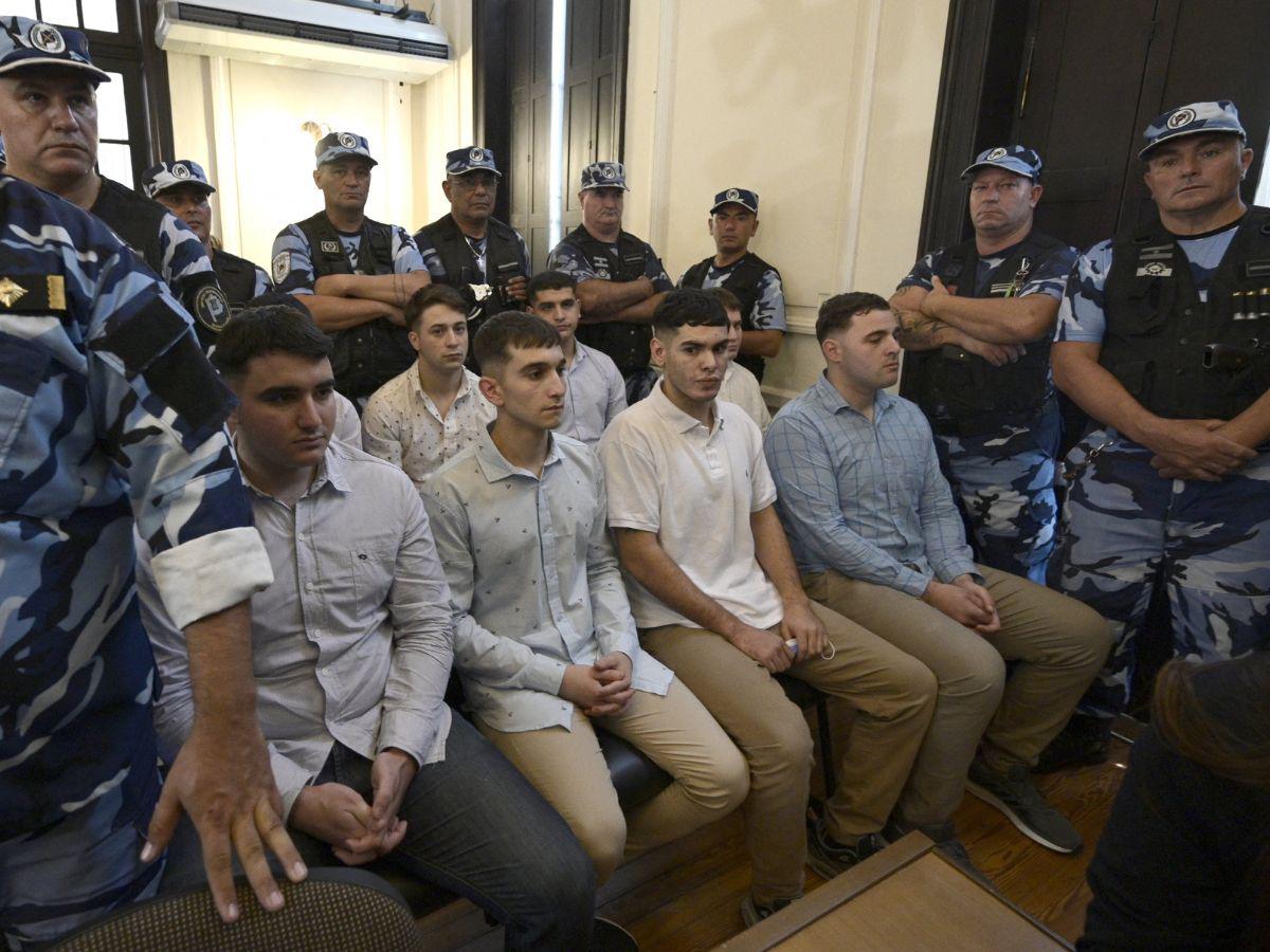 Cinco cadenas perpetuas y tres por 15 años: Exjugadores de Rugby son condenados por la muerte de un joven en Argentina