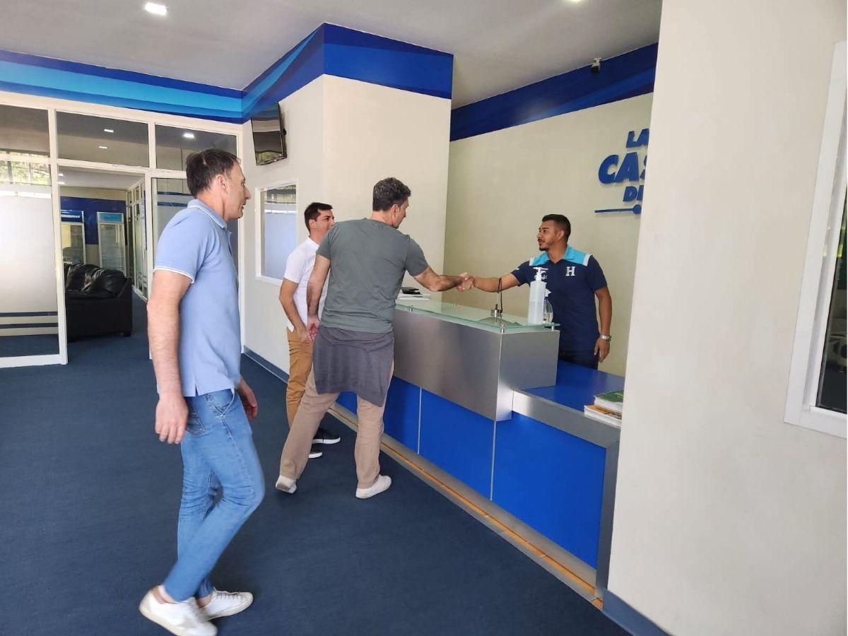 ¡A todo vapor! Francisco Molina no pierde el tiempo y arranca los trabajos con la Selección de Honduras: así fue su primer día