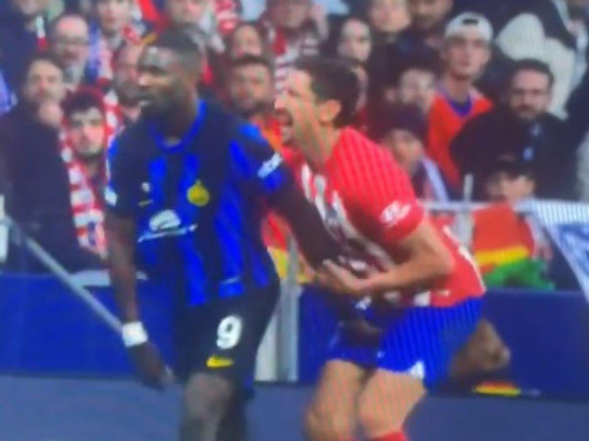 No se vio en TV: A Savic le tocaron la parte íntima, el show de Oblak y la euforia del Atlético de Madrid ante Inter de Milán