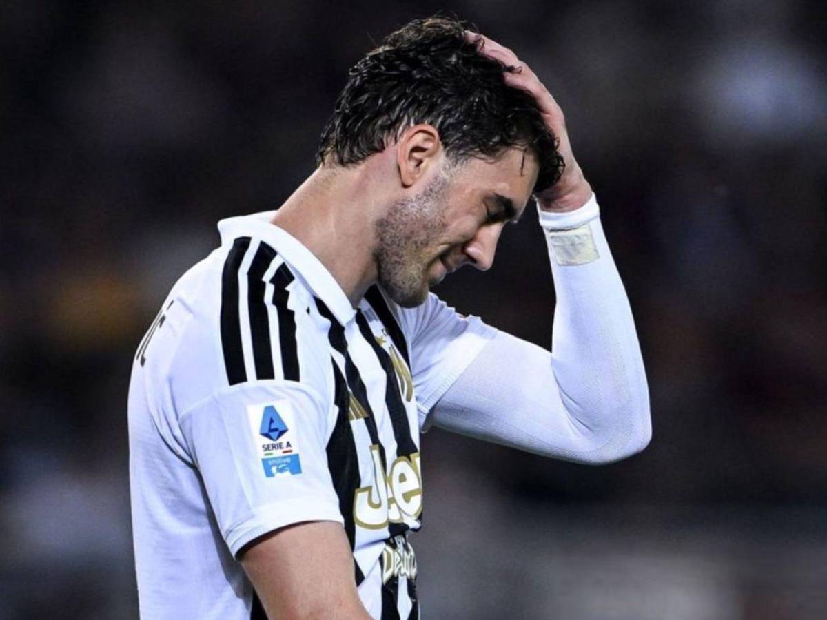 Flick borra a figura del Barca y salidas del Real Madrid tras llegada de Mourinho