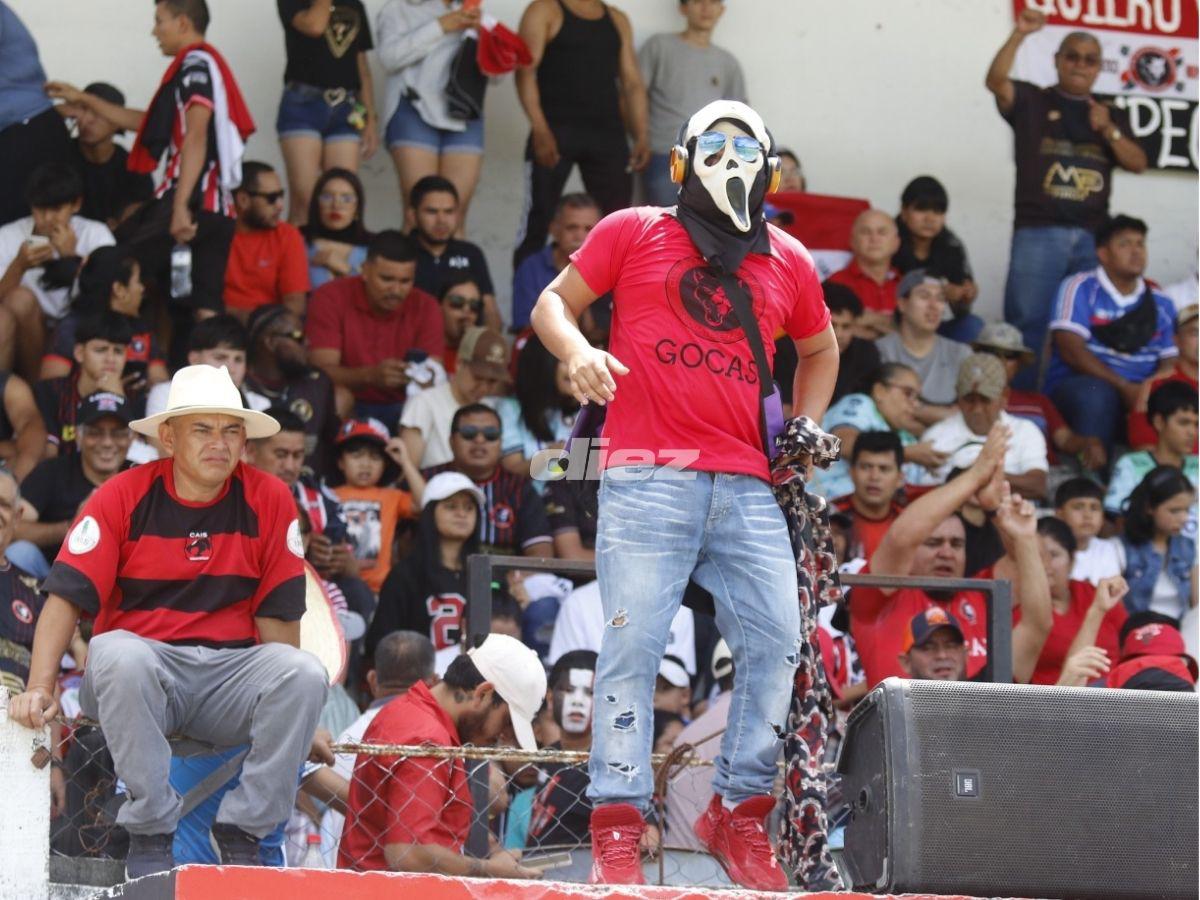 ¿Quién es la bella fotógrafa? Amargura del Independiente, llenazo en Siguatepeque, las 'creídas' y fiesta en el Choloma