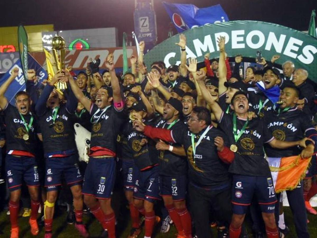 ¡Xelajú MC goleó a Antigua y se corona como campeón del fútbol de Guatemala en el Clausura 2023!