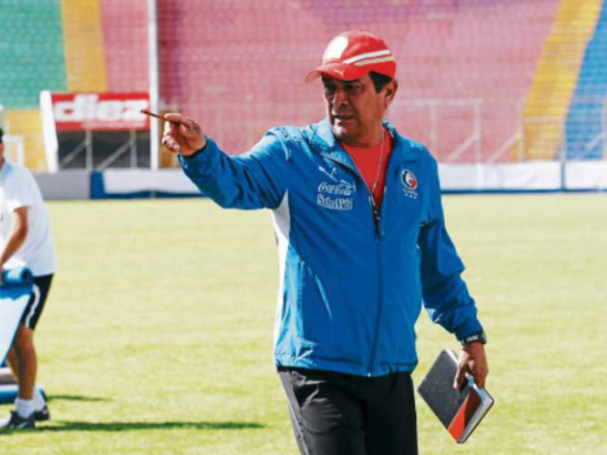 ¡Candidatos para dirigir al Olimpia! Hay un mexicano y otro uruguayo, ellos son los nombres que suenan para ocupar el puesto de Espinel