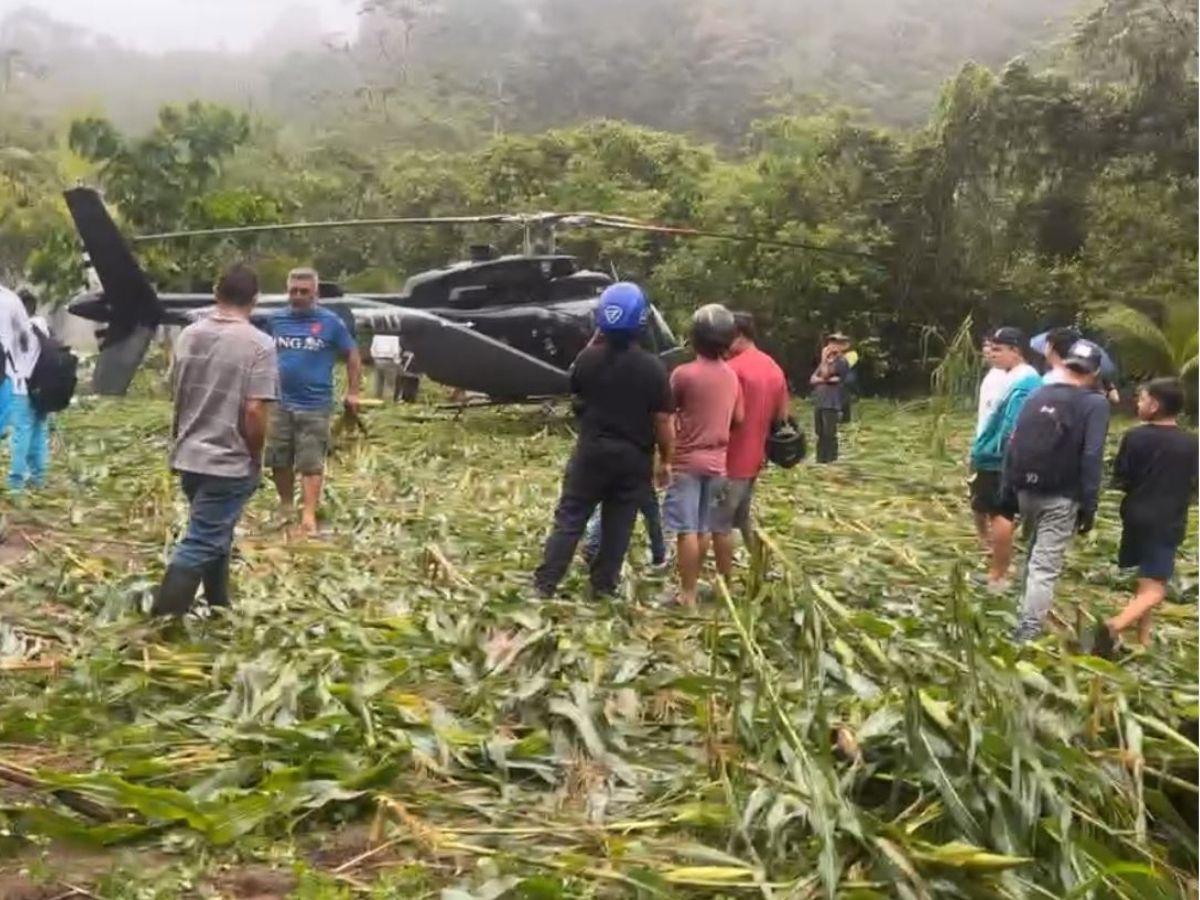Helicóptero donde viajaba la presidenta Xiomara Castro aterriza de emergencia en una zona boscosa de Honduras