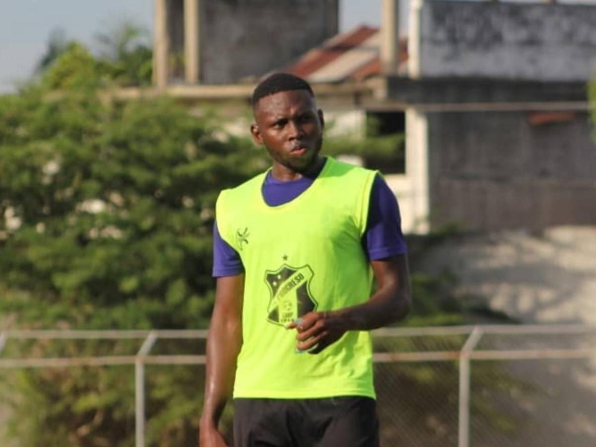 Exfutbolista de la Liga Nacional sorprende al anunciar su retiro a sus 28 años: Fue lo mejor que me pasó en la vida