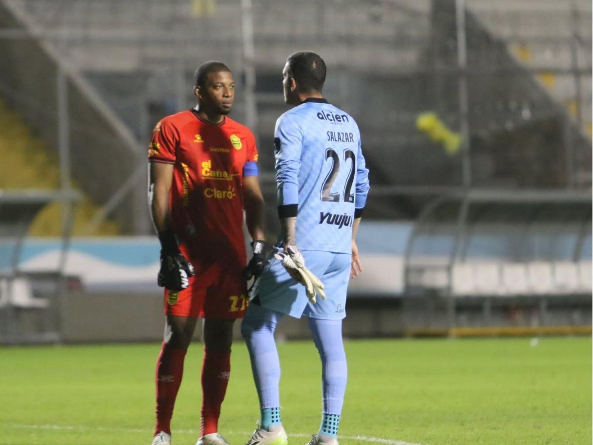 Amargura en Real España tras perder ante Olimpia, los dos lesionados que preocupan en la Máquina y el motivo de las vigas en sol centro