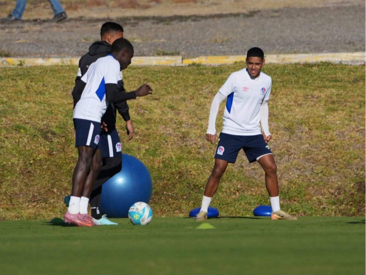 Olimpia recibe dos grandes noticias antes de enfrentar al América, el nuevo fichaje y la baja confirmada